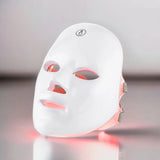 SKIN RETREAT & RENEW LIGHT THERAPY FACE MASK