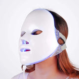 SKIN RETREAT & RENEW LIGHT THERAPY FACE MASK